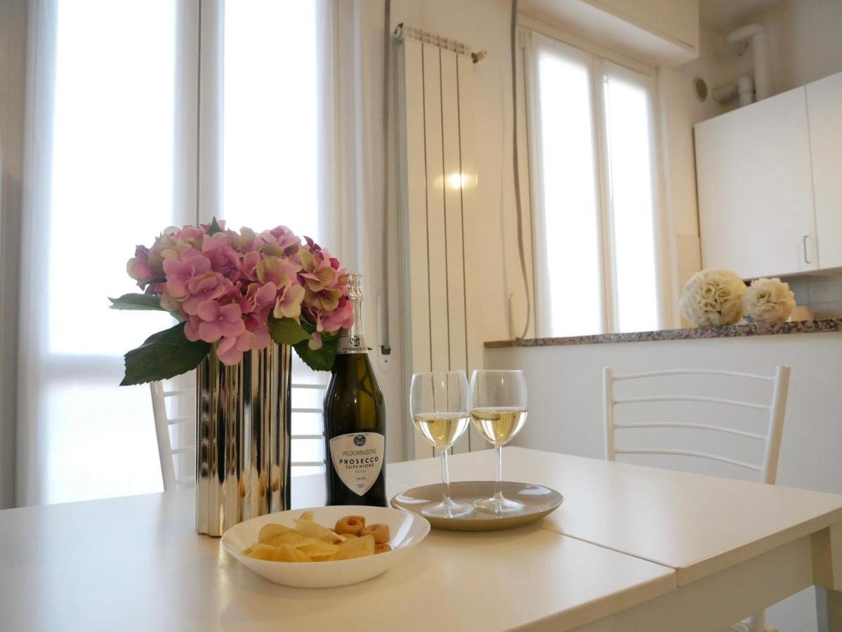 Diadema Pink - Immobili E Soluzioni Rent Apartment แบร์กาโม ภายนอก รูปภาพ
